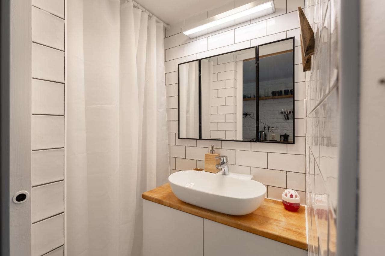 Black And White Apartment Βουδαπέστη Εξωτερικό φωτογραφία