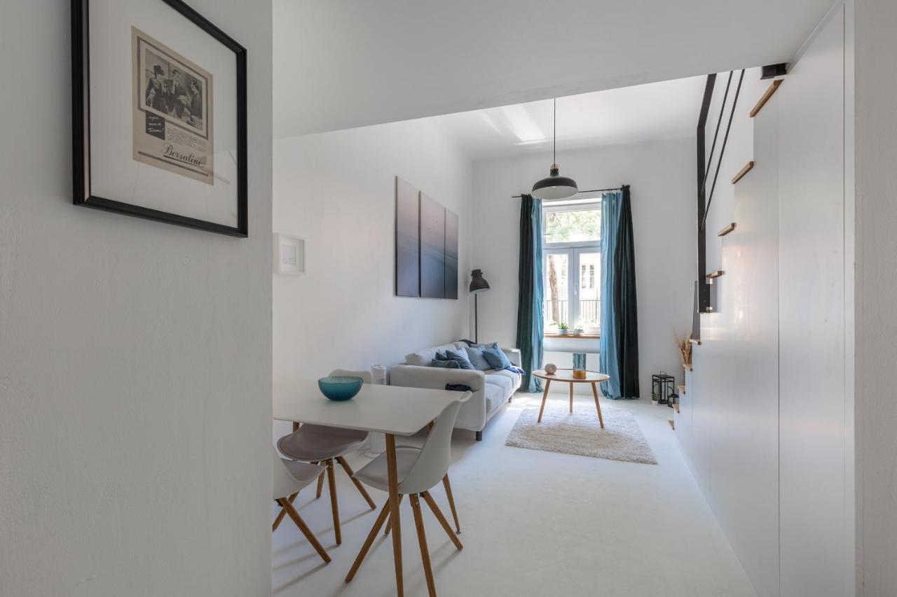 Black And White Apartment Βουδαπέστη Εξωτερικό φωτογραφία
