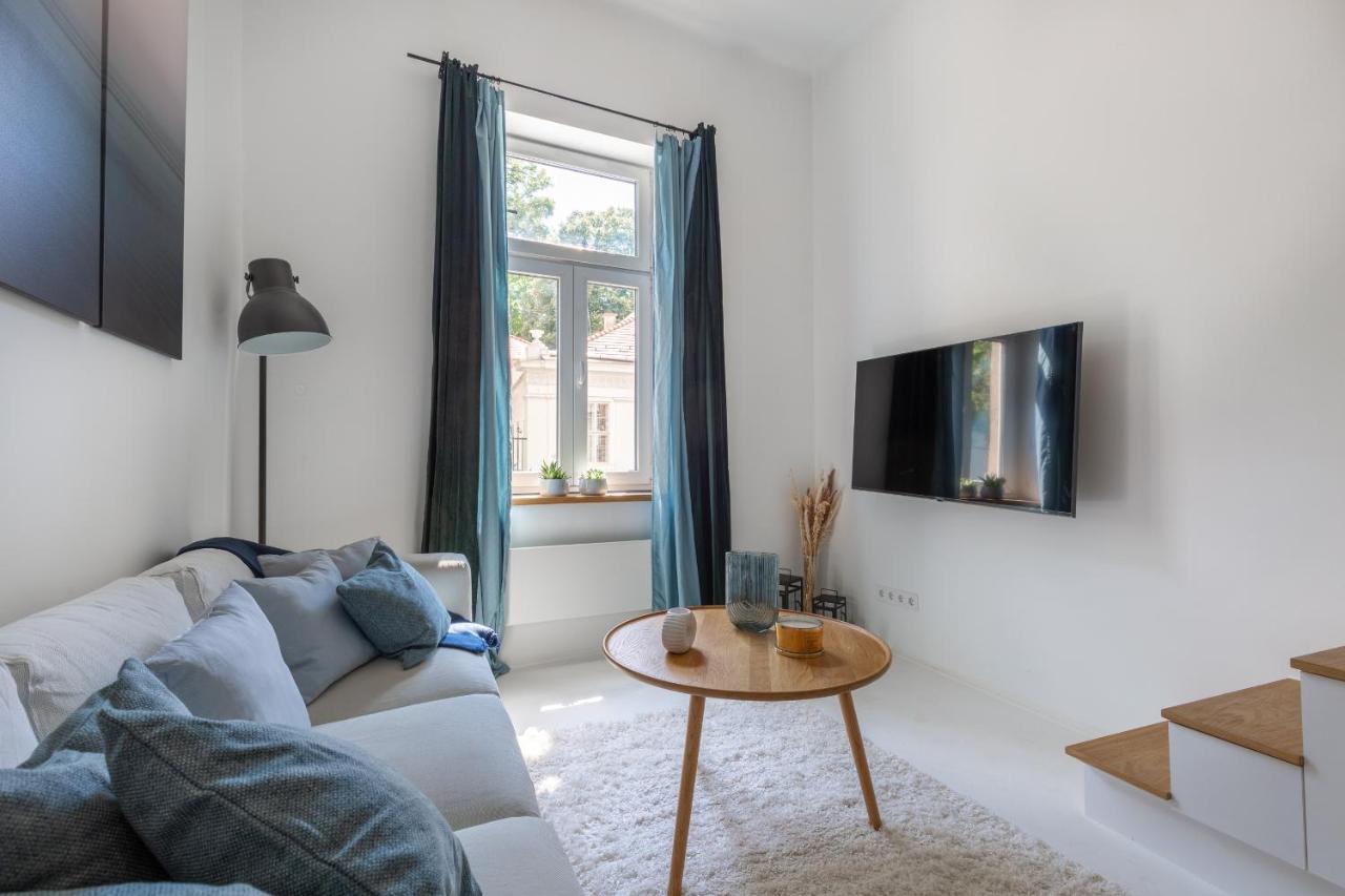 Black And White Apartment Βουδαπέστη Εξωτερικό φωτογραφία