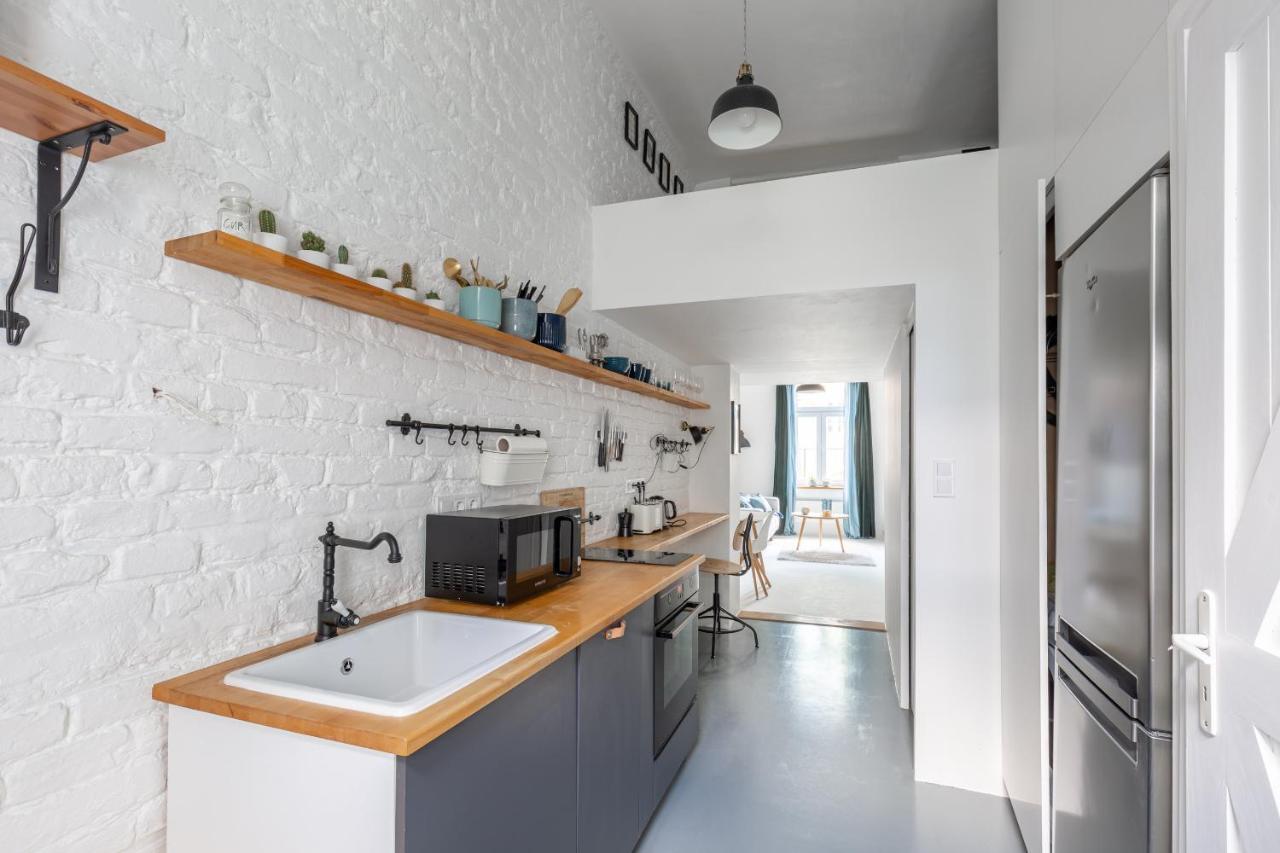 Black And White Apartment Βουδαπέστη Εξωτερικό φωτογραφία